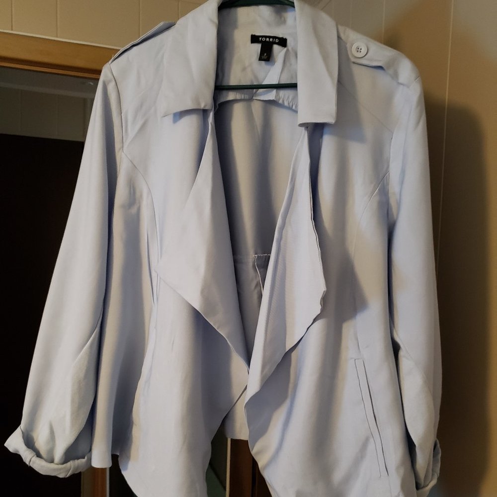 Light blue, open front blazer